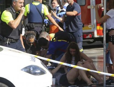 Μαρτυρίες Ελλήνων από τις ώρες του ισλαμικού τρόμου στην Βαρκελώνη: «Άκουσαμε κάτι σαν βόμβα και όλα έγιναν αίμα»!